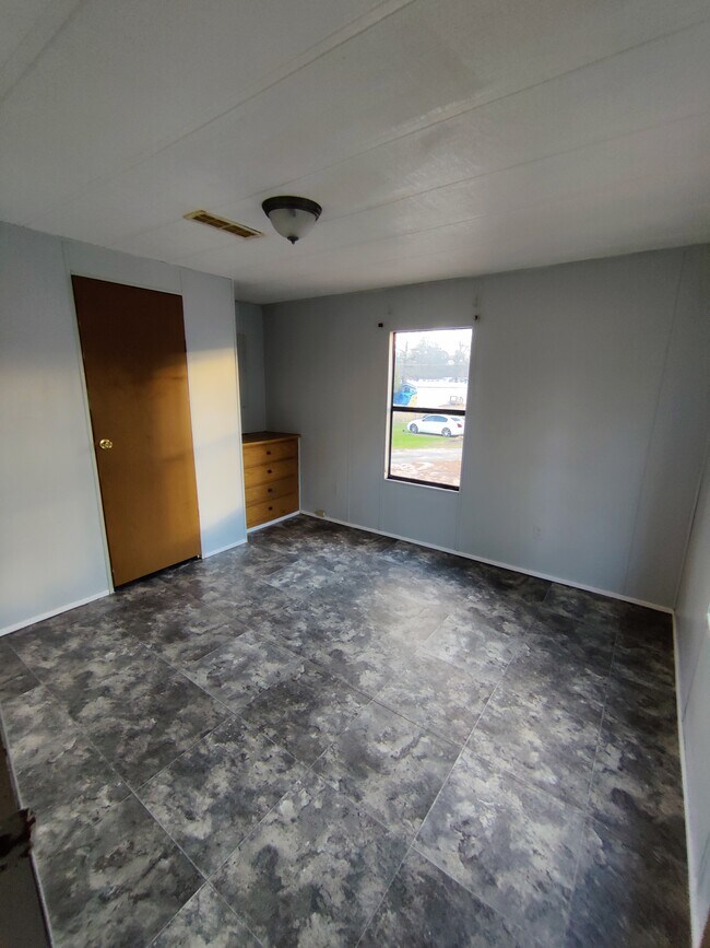 dormitorio 1_vista 1 - 462 Trice Rd