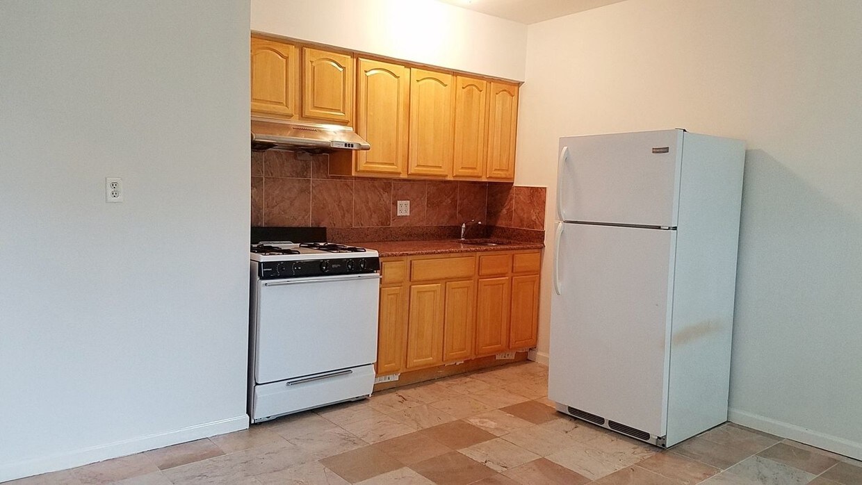 Foto principal - 35-16 31st St