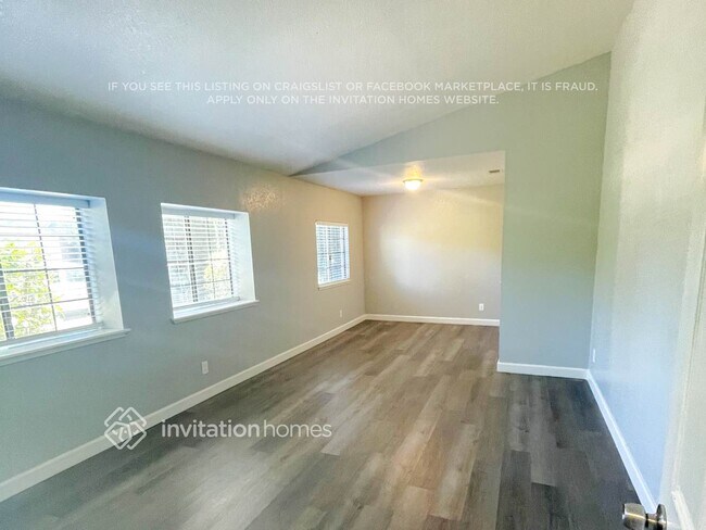 Foto del edificio - 1247 Crescendo Dr
