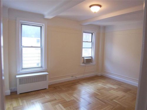 Foto del edificio - 115 E 89th St