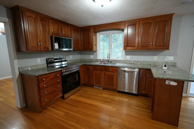 Foto del edificio - 4 Seneca Ln
