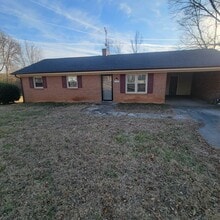 Building Photo - 568 Piney Fork Church Rd