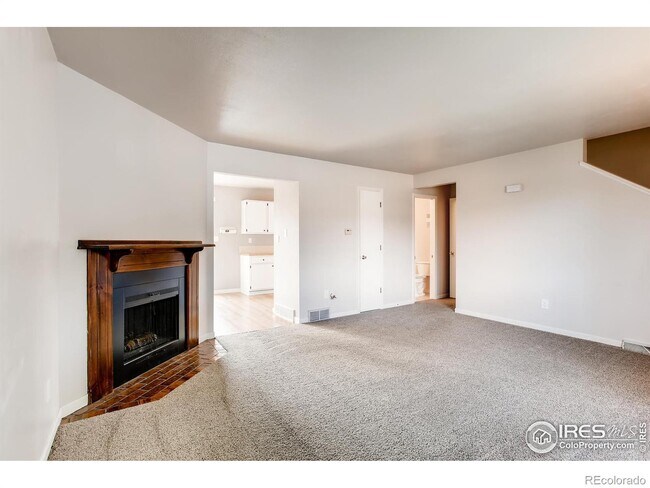 Building Photo - 2708 19th Street Dr