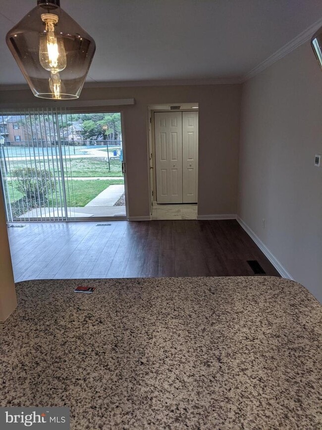 205 Old Crossing, Devon, PA 19333 Room for Rent in Devon, PA