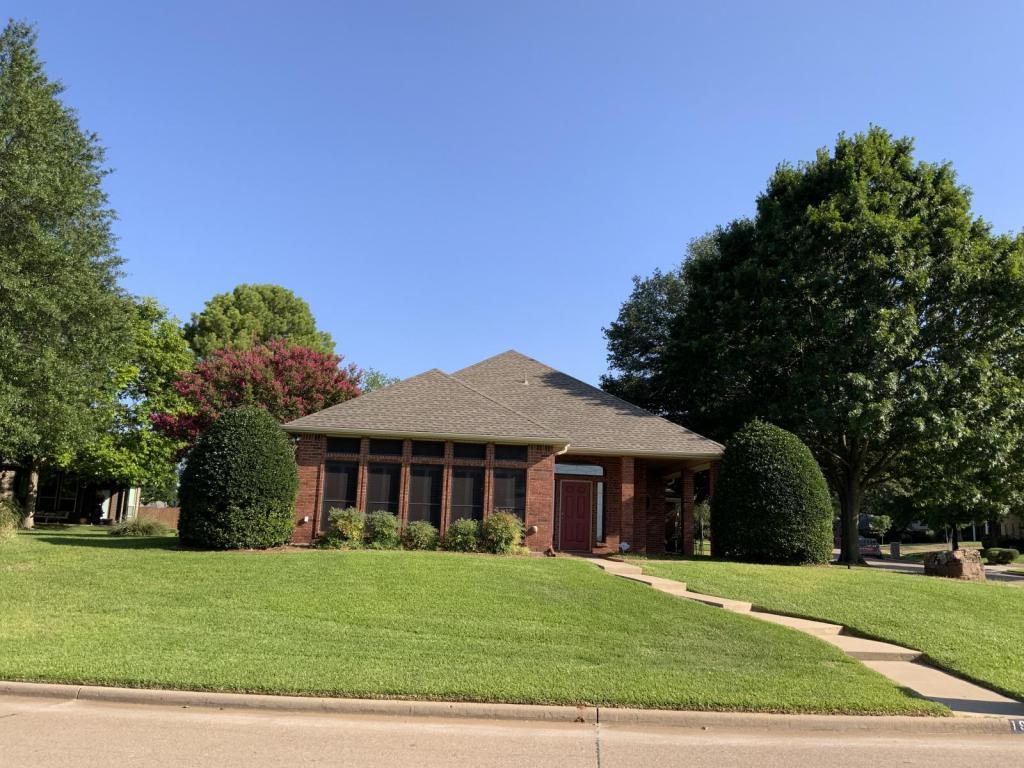 1912 Spinnaker Ln, Azle, TX 76020 House Rental in Azle, TX