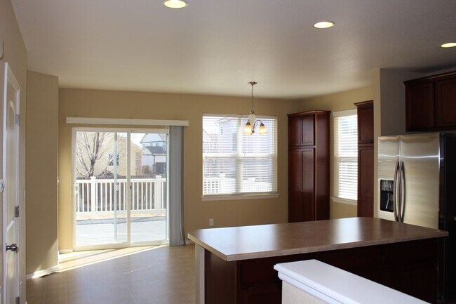 Foto del edificio - Windsor Gem with Deck, Yard & Natural Light – Mid-June Move-In