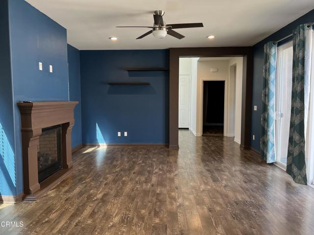 Foto del edificio - 668 Owens River Dr