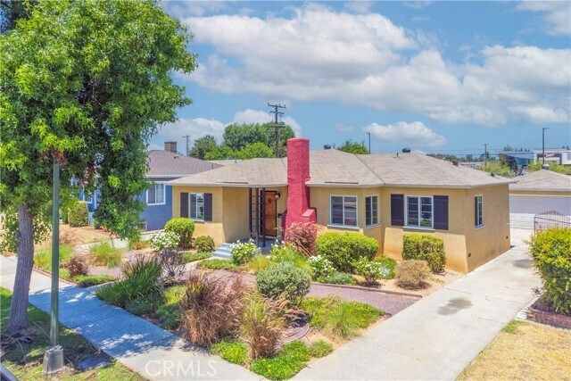 Building Photo - 1217 Camelia Dr