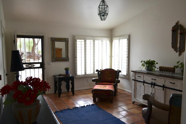 Building Photo - 9546 E Anasazi Pl