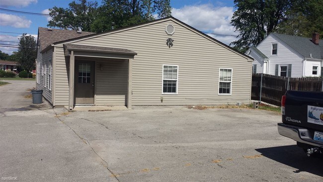 Foto del edificio - 3 br, 2 bath House - 8814 Ferndale Rd