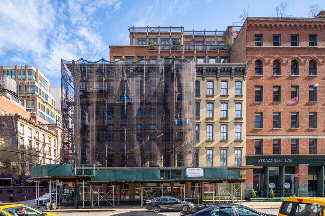 Building Photo - 387-397 Greenwich St