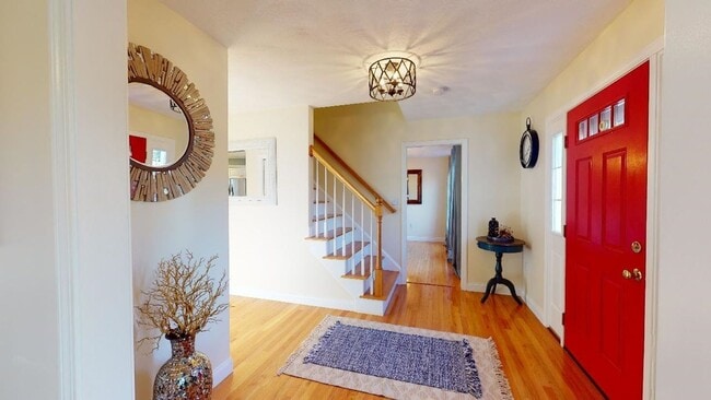 Building Photo - 89 Nashua Rd