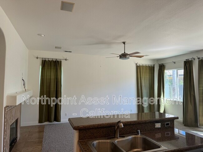 Building Photo - 9827 Brinzino Ct