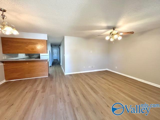 Foto del edificio - 124 Railroad Ridge Rd