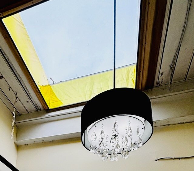 Foto del edificio - 595 Mineral Spring Ave