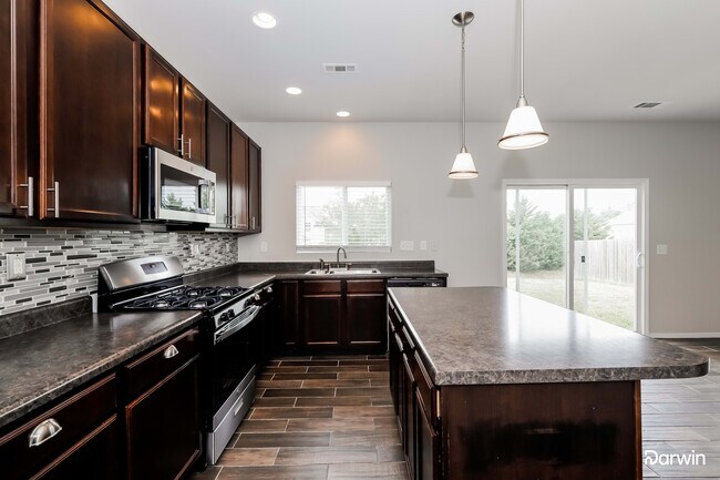 Building Photo - 4423 Kiddle Ln