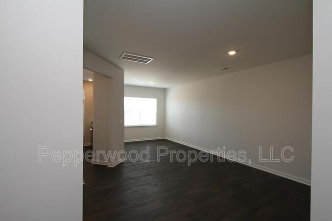 Foto del edificio - 1317 Wunder Way