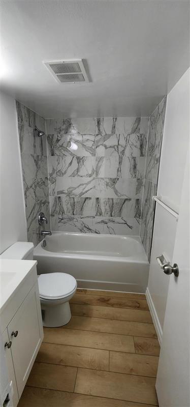 Building Photo - 25 Mabelle