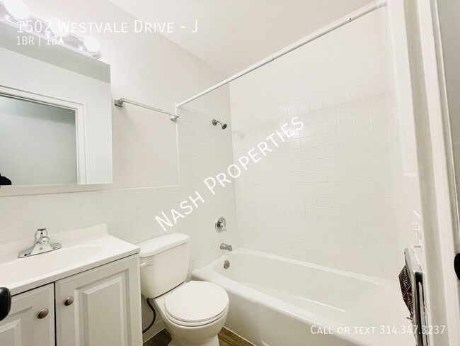 Building Photo - 1502 Westvale Dr