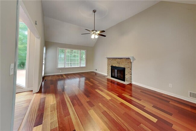 Foto del edificio - 2916 Sope Creek Dr