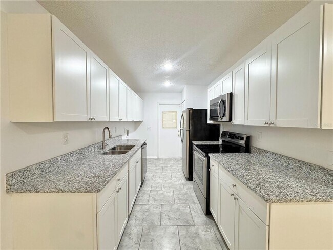 Foto del edificio - 292 Winter Ridge Blvd