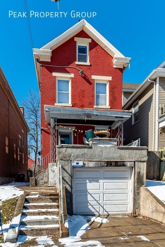 Photo - 2359 Stratford Avenue-