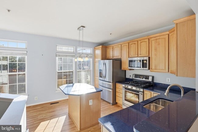 Foto del edificio - 2957 Huntington Grove Square