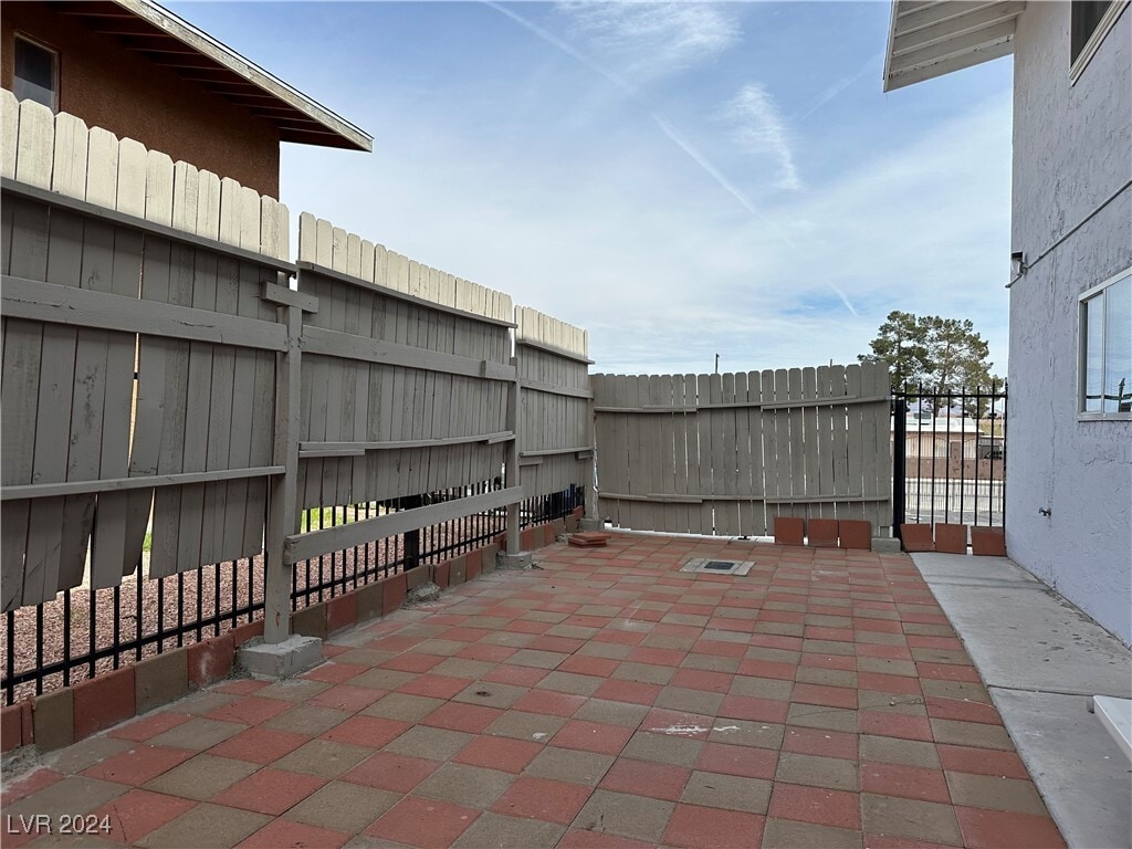 Primary Photo - 621 N 11th St