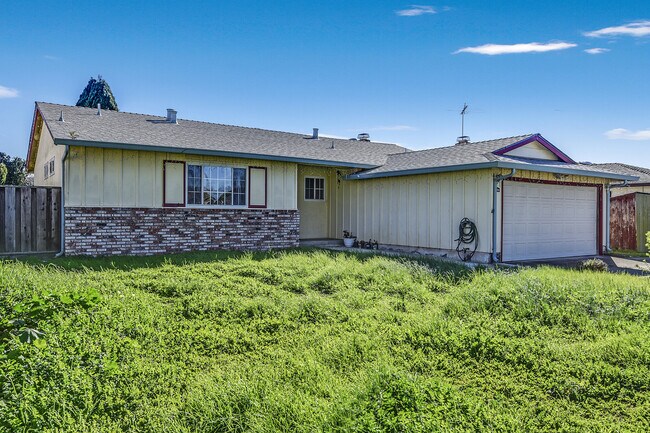 Building Photo - 4822 Gina Way