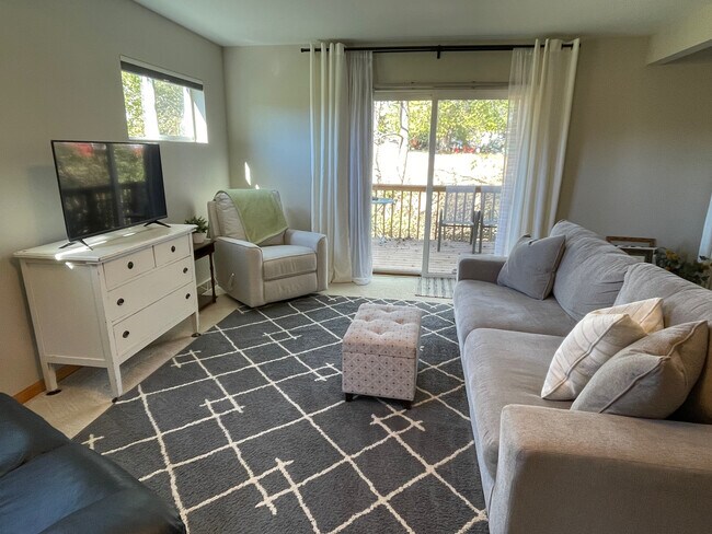 Foto del edificio - 1417B 2nd St