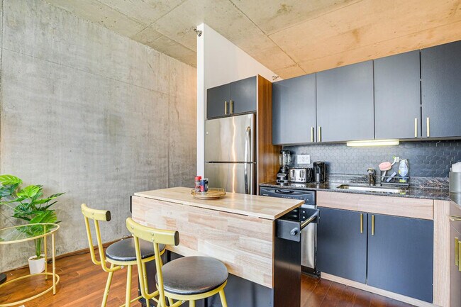 Foto del edificio - 235 W Van Buren St