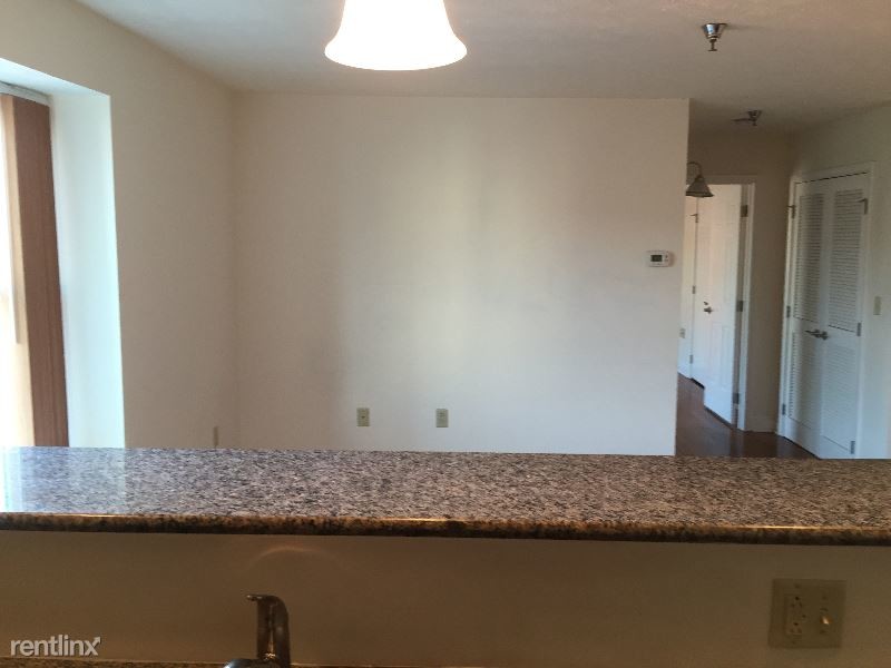 Building Photo - 1 br, 1 bath Apartment - 723 Brawley Walkway
