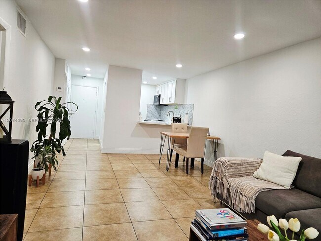 Foto del edificio - 2620 NE 135th St