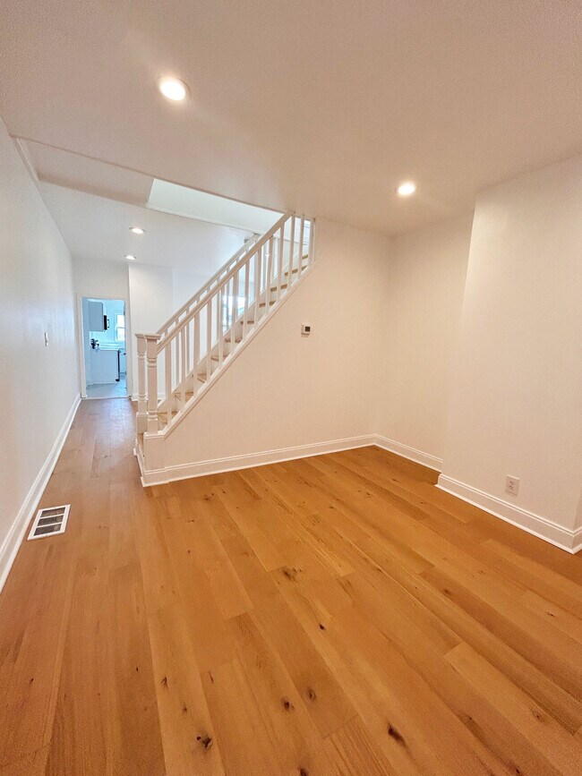 Building Photo - 3047 Coral St