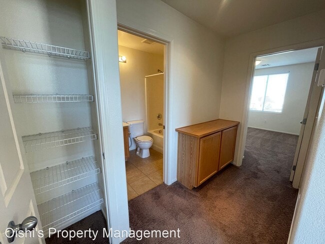 Building Photo - 3 br, 2.5 bath House - 8092 Kings Ransom