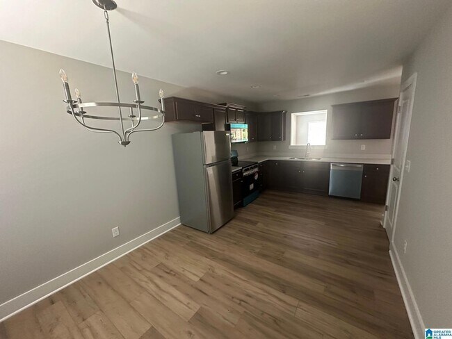 Foto del edificio - 15 Colonial Ln