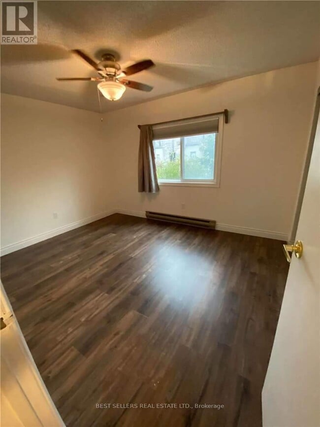 Building Photo - 171 Edgehill Dr