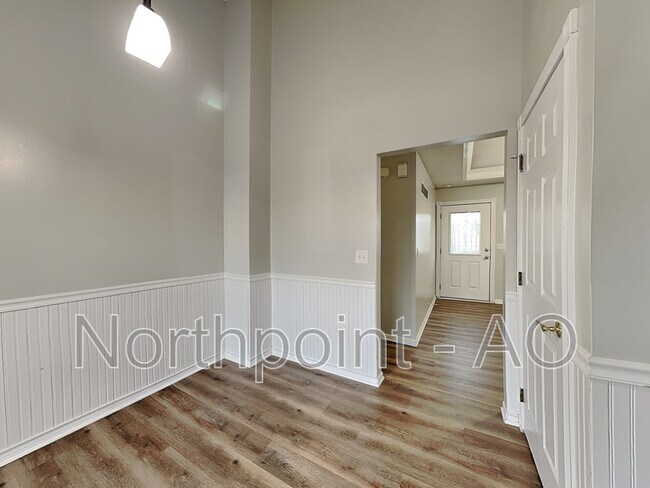 Foto del edificio - 7113 Michael Ln