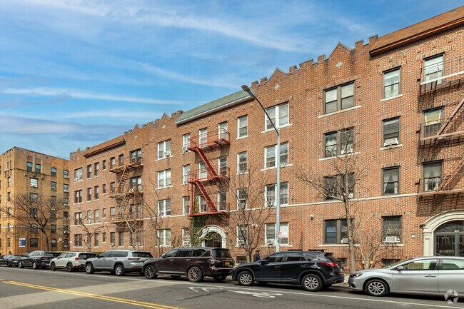 Building Photo - 41-07 47th Ave