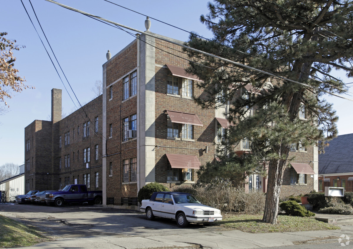 Building Photo - Rockdale Ave. Professional Center