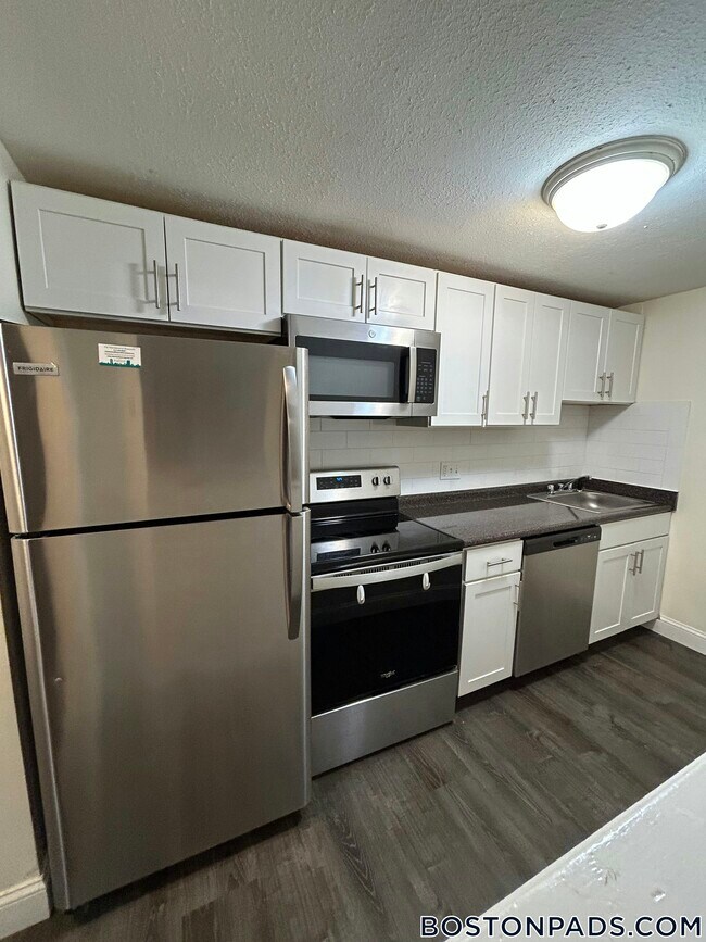 Foto del edificio - 122 Dustin St