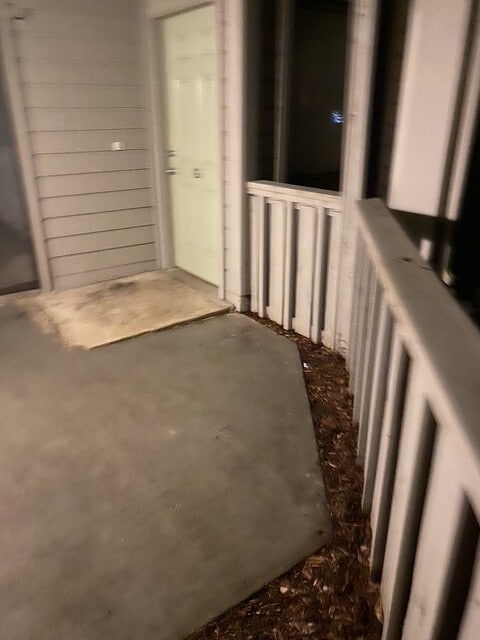 Building Photo - 448 Deerwood St