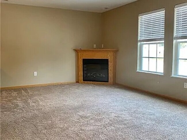Foto del edificio - 3005 SW Sharmin Ln