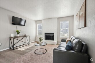 Building Photo - 210 W Tarrant Rd