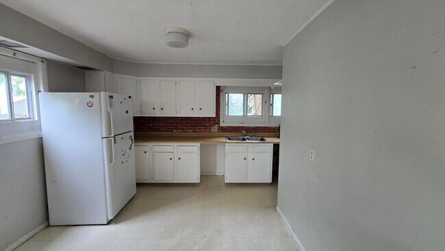 Foto del edificio - 3 Bedroom Apartment in Burlington VT Available 6/1!