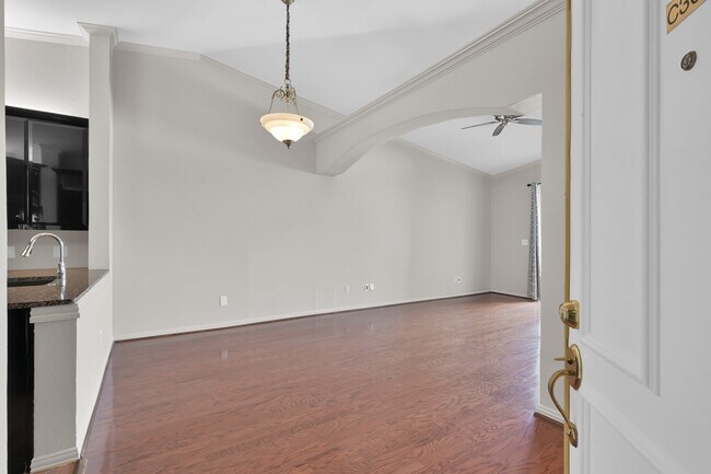Foto del edificio - 2100 Welch St