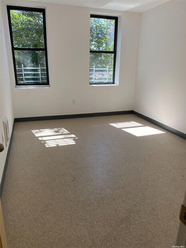 Foto del edificio - 2124 Mermaid Ave
