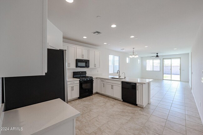 Foto del edificio - 28440 N 132nd Dr