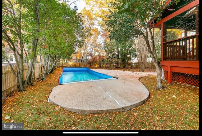 Building Photo - 21111 Deep Furrow Ct