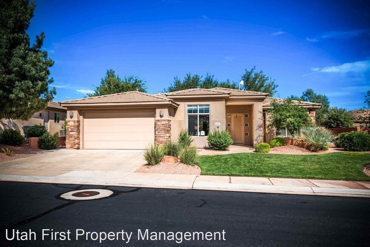 3 br, 2 bath House 253 S 260 W House Rental in Ivins, UT